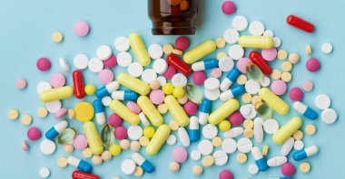 &quot;As a result of attempts to restrict a global sector by strict national policies, drug manufacturers and importers, on the one hand, and pharmacies, on the other hand, are experiencing various problems.&quot; (Shutterstock Photo)