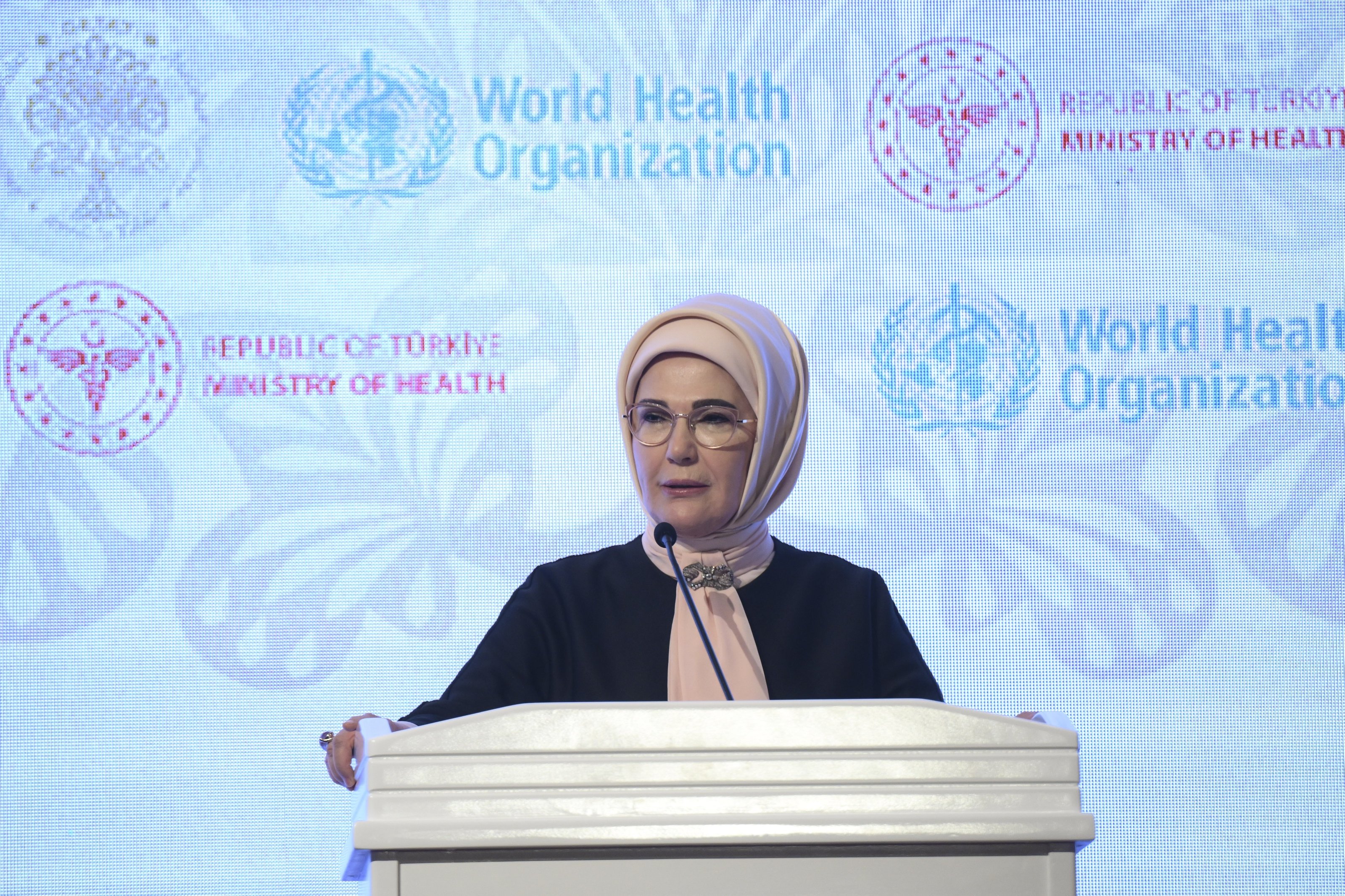 First lady Emine Erdoğan speaks at a Health Ministry event, Istanbul, Türkiye. April, 19, 2024. (AA Photo)