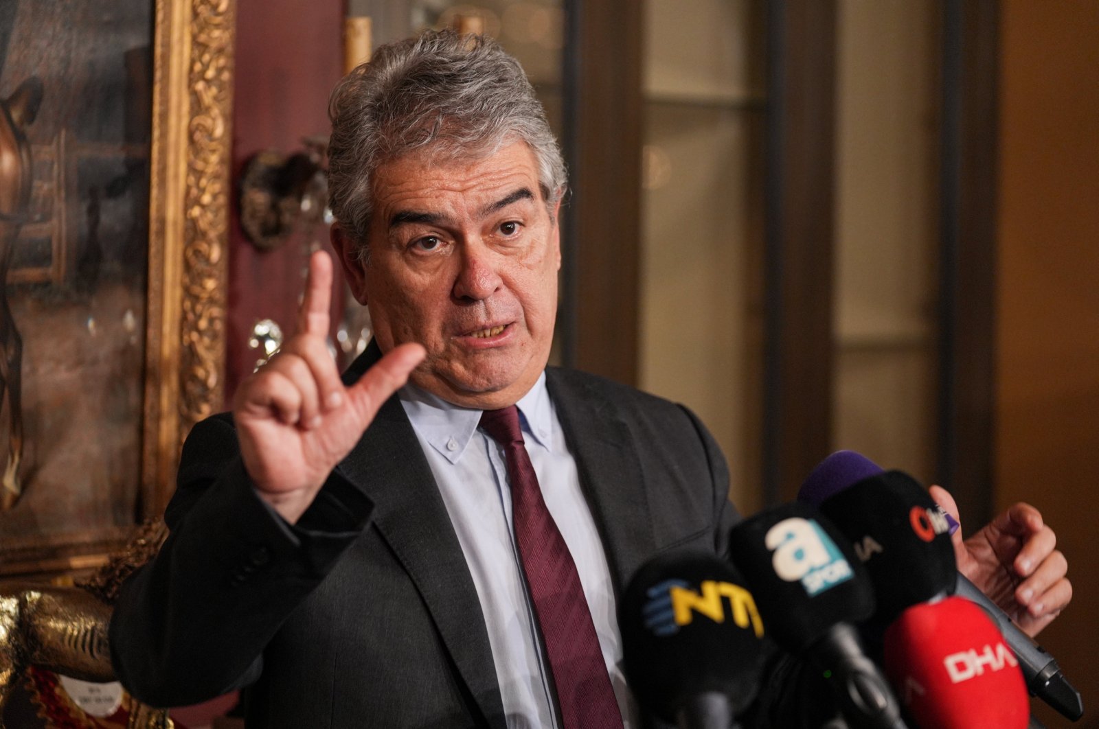 Galatasaray presidential candidate Süheyl Batum addresses the press ahead of the upcoming ordinary general assembly and election, Istanbul, Türkiye, May 9, 2024. (AA Photo)