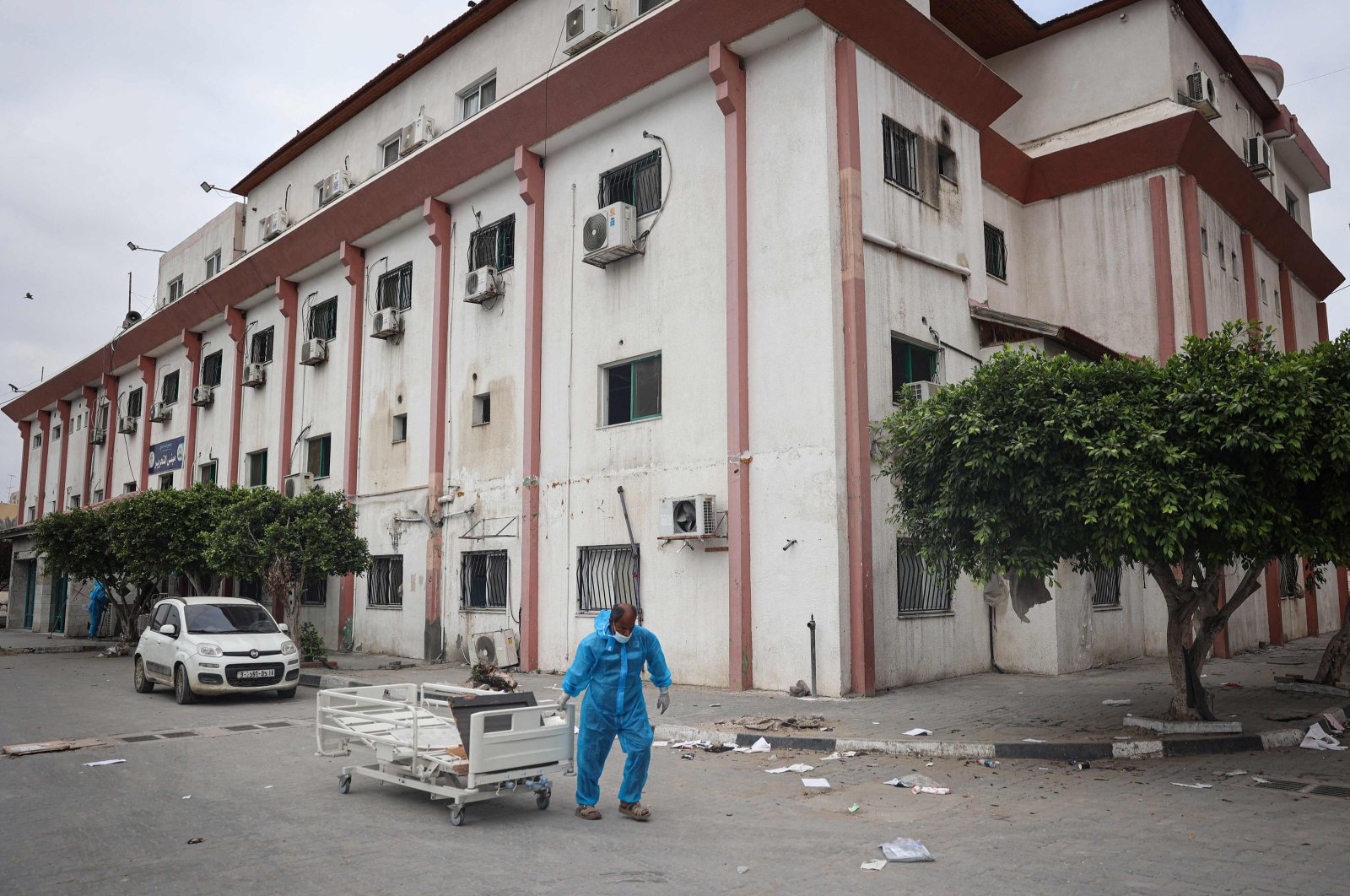 Palestinians work on rehabilitating the devastated Nasser Hospital in Khan Younis in the southern Gaza Strip, Palestine, May 2, 2024. (AFP Photo)