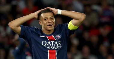 Paris Saint-Germain&#039;s Kylian Mbappe reacts after missing a goal opportunity during the French L1 football match against Toulouse (TFC), Parc des Princes stadium, Paris, France, May 12, 2024. (AFP Photo)