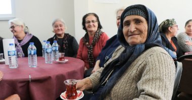 Local women in the Tavla neighborhood gather at the local teahouse to chat and play backgammon, Kayseri, central Türkiye, May 5, 2024.  (AA Photo)