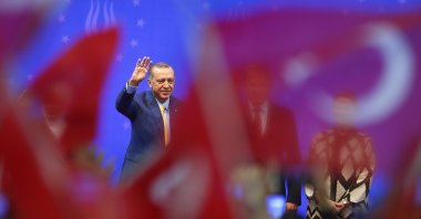 President Recep Tayyip Erdoğan greets supporters during a pre-election rally in Sarajevo, Bosnia-Herzegovina, May 20, 2018. (Reuters Photo)
