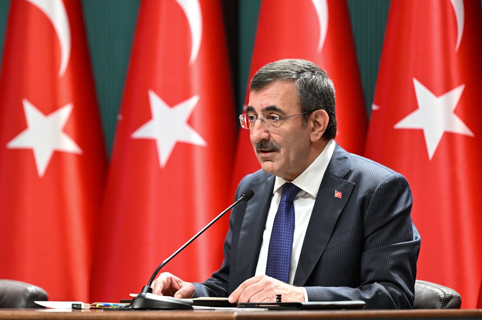 Türkiye Cumhurbaşkanı Yardımcısı, Erdoğan’ın tam desteğiyle enflasyonda ‘tehlikeli atılım’ görüyor