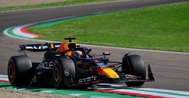 Red Bull Racing's Dutch driver Max Verstappen competes during the qualifying session of Emilia Romagna Formula One Grand Prix at the Autodromo Enzo e Dino Ferrari race track, Imola, Italy, May 18, 2024. (AFP Photo)