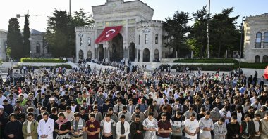 Student protestors perform a funeral prayer for all Palestinians killed in Israeli attacks in the Gaza Strip during a rally outside Istanbul University, Istanbul, Türkiye, May 18, 2024. (AA Photo)