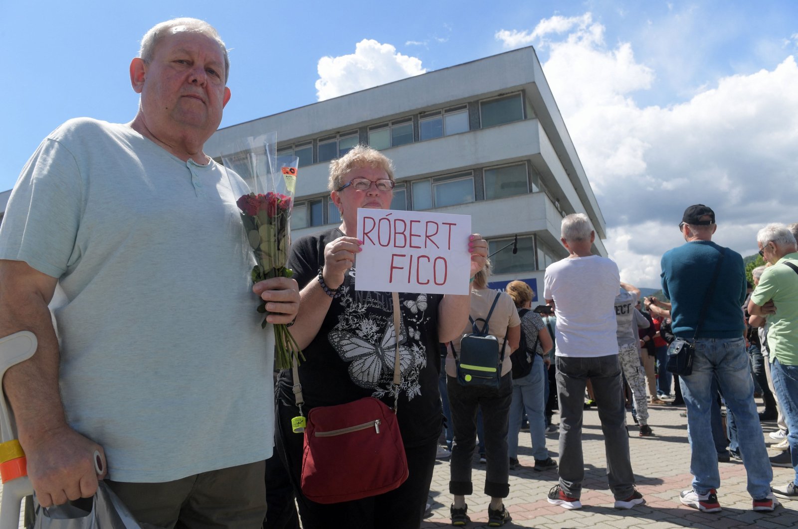 Supporters of Slovakia&#039;s prime minister gather for a demonstration in Banska Bystrica, Slovakia, May 18, 2024. (AFP Photo)