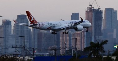 A Turkish Airlines plane lands at Manila International Airport, Manila, Philippines, May 8, 2024. (EPA Photo)