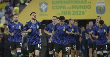 Argentina's Lionel Messi (2nd L) and teammates warm up prior to a qualifying match for the FIFA World Cup 2026 against Brazil, Maracana stadium, Rio de Janeiro, Brazil, Nov. 21, 2023. (AP Photo)