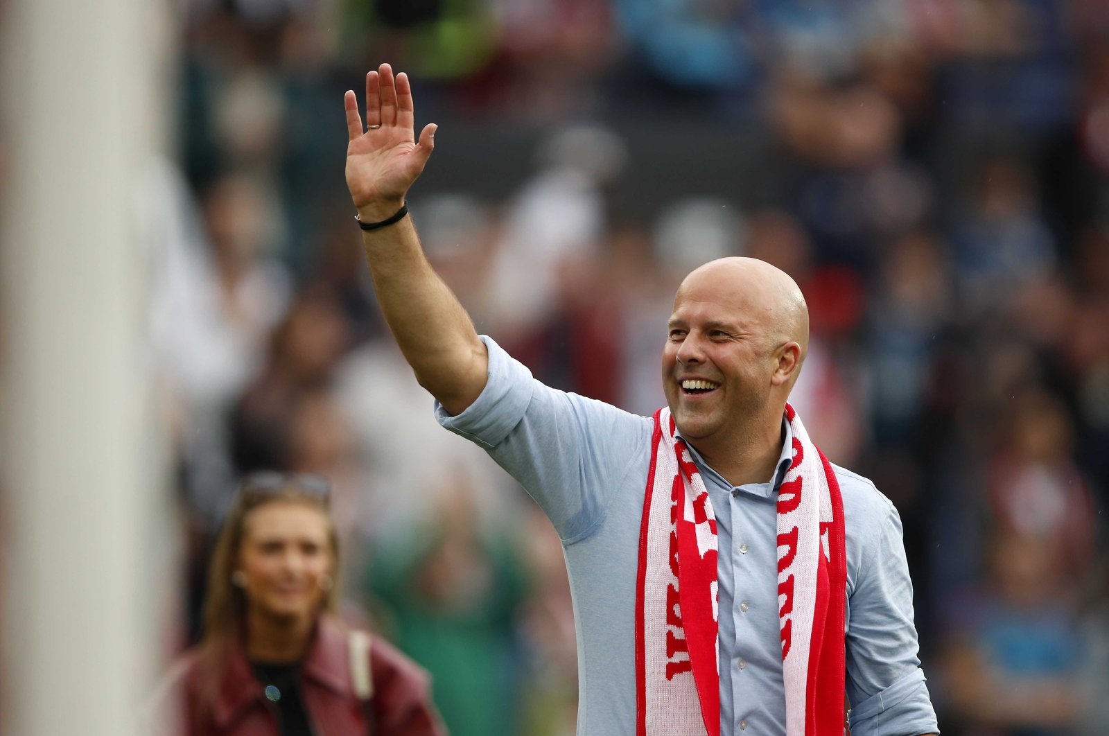 Outgoing Feyenoord coach Arne Slot waves goodbye during the Dutch Eredivisie match between Feyenoord Rotterdam and Excelsior Rotterdam, Rotterdam, Netherlands, May 19, 2024. (EPA Photo)