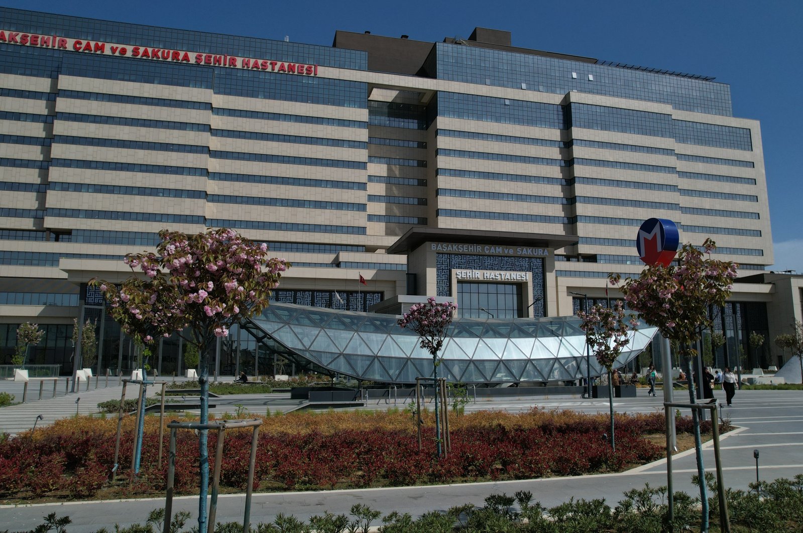 Başakşehir Çam and Sakura City Hospital celebrates its fourth year as a sanctuary for medical treatment amid ongoing specialized center openings. (IHA Photo)