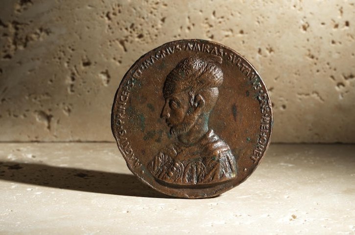 'Talismanic medallion' of Mehmed the Conqueror fetches $1.9M at auction - Vimarsana News