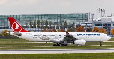 Turkish Airlines aircraft lands at the airport in Munich, Germany, Oct. 10, 2022. (Reuters Photo)