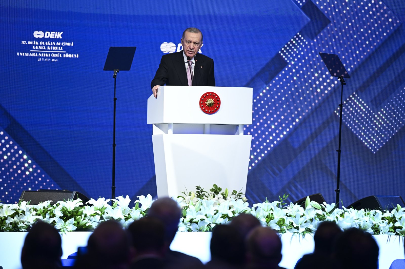 President Recep Tayyip Erdoğan delivers a speech at a meeting of the Foreign Economic Relations Board (DEIK), Istanbul, Türkiye, May 25, 2024. (AA Photo)