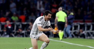 Beşiktaş's defender Necip Uysal celebrates during the Turkish Cup match against Trabzonspor at the Atatürk Olympic Stadium, Istanbul, Türkiye, May 23, 2024. (AA Photo)