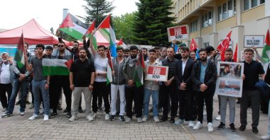 Students of Eskişehir Osmangazi University wave Palestinian and Turkish flags as they protest Israel&#039;s attacks on Rafah, in central Eskişehir province, Türkiye, May 28, 2024. (AA Photo)