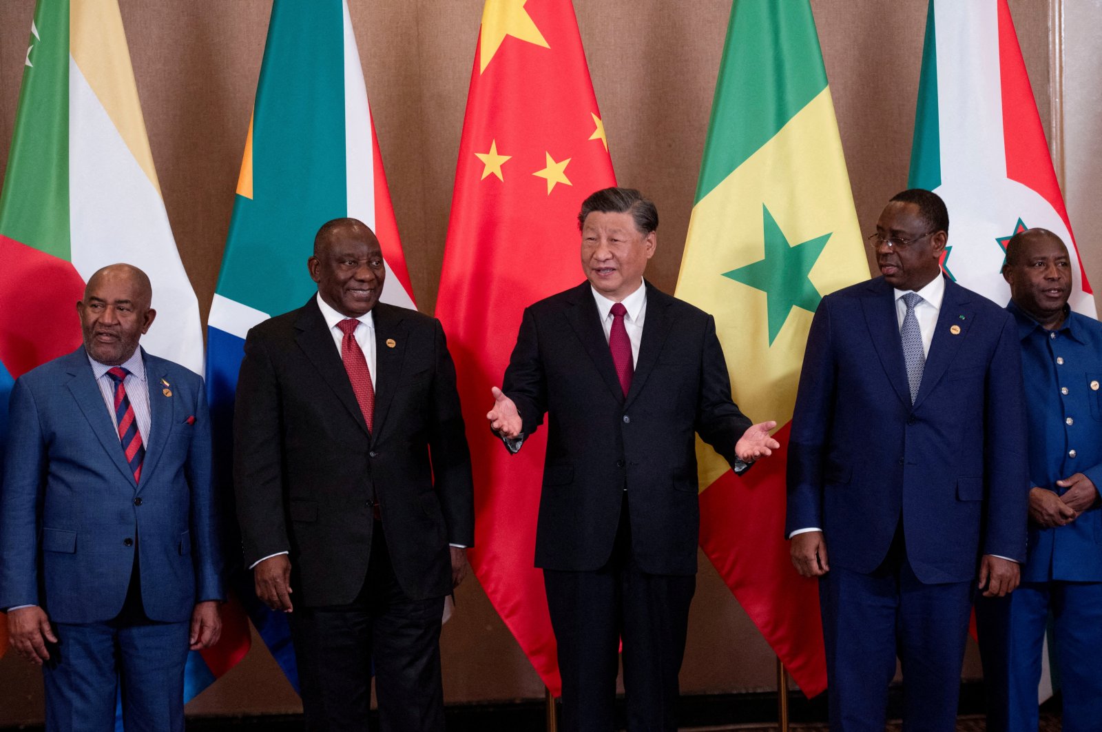 Chinese President Xi Jinping and South African President Cyril Ramaphosa attend the China-Africa Leaders&#039; Roundtable Dialogue on the last day of the BRICS Summit, Johannesburg, South Africa, Aug. 24, 2023. (Reuters Photo)