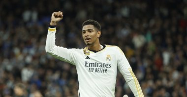 Real Madrid's midfielder Jude Bellingham celebrates after scoring the 2-1 goal during the UEFA Champions League group C match against Napoli, Madrid, Spain, Nov. 29, 2023. (EPA Photo)