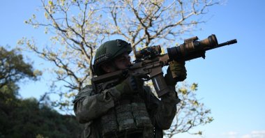 A Turkish soldier partakes in a counterterrorism operation in an undisclosed location in northern Iraq, June 1, 2023. (IHA Photo)