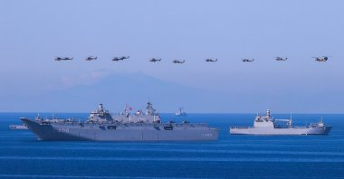 Türkiye’s flagship multipurpose amphibious assault ship TCG Anadolu (L) during Efes-2024 drill, Izmir, western Türkiye, May 30, 2024. (AA Photo)