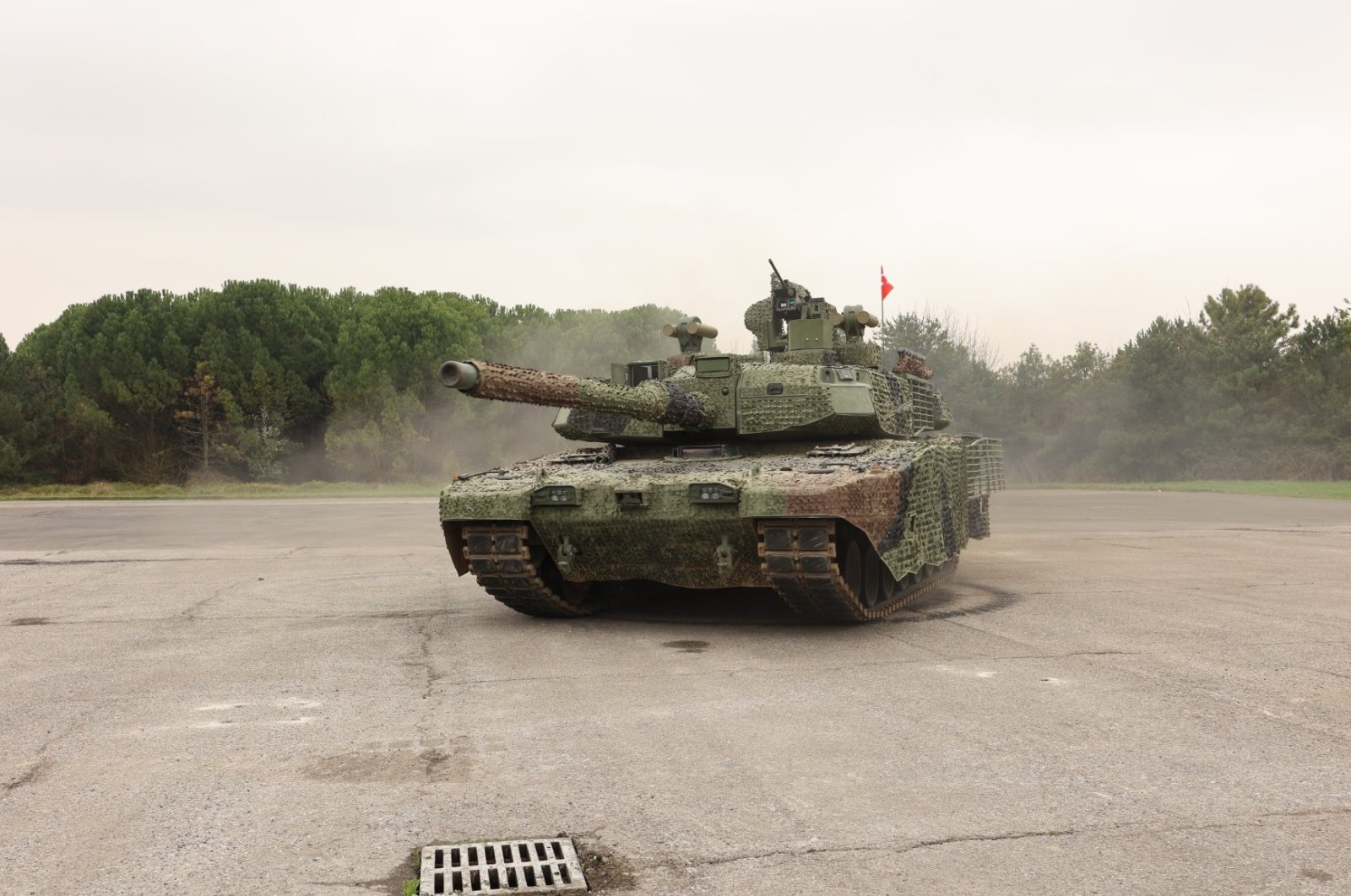 A front view of the Altay tank in an undisclosed location, April 2023. (IHA Photo)