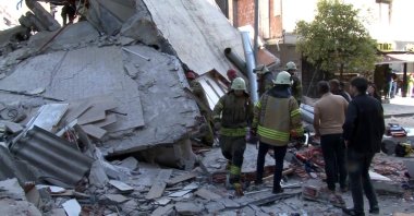 Rescuers search through the rubble of a collapsed building in Küçükçekmece, Istanbul, Türkiye, June 2, 2024. (IHA Photo)
