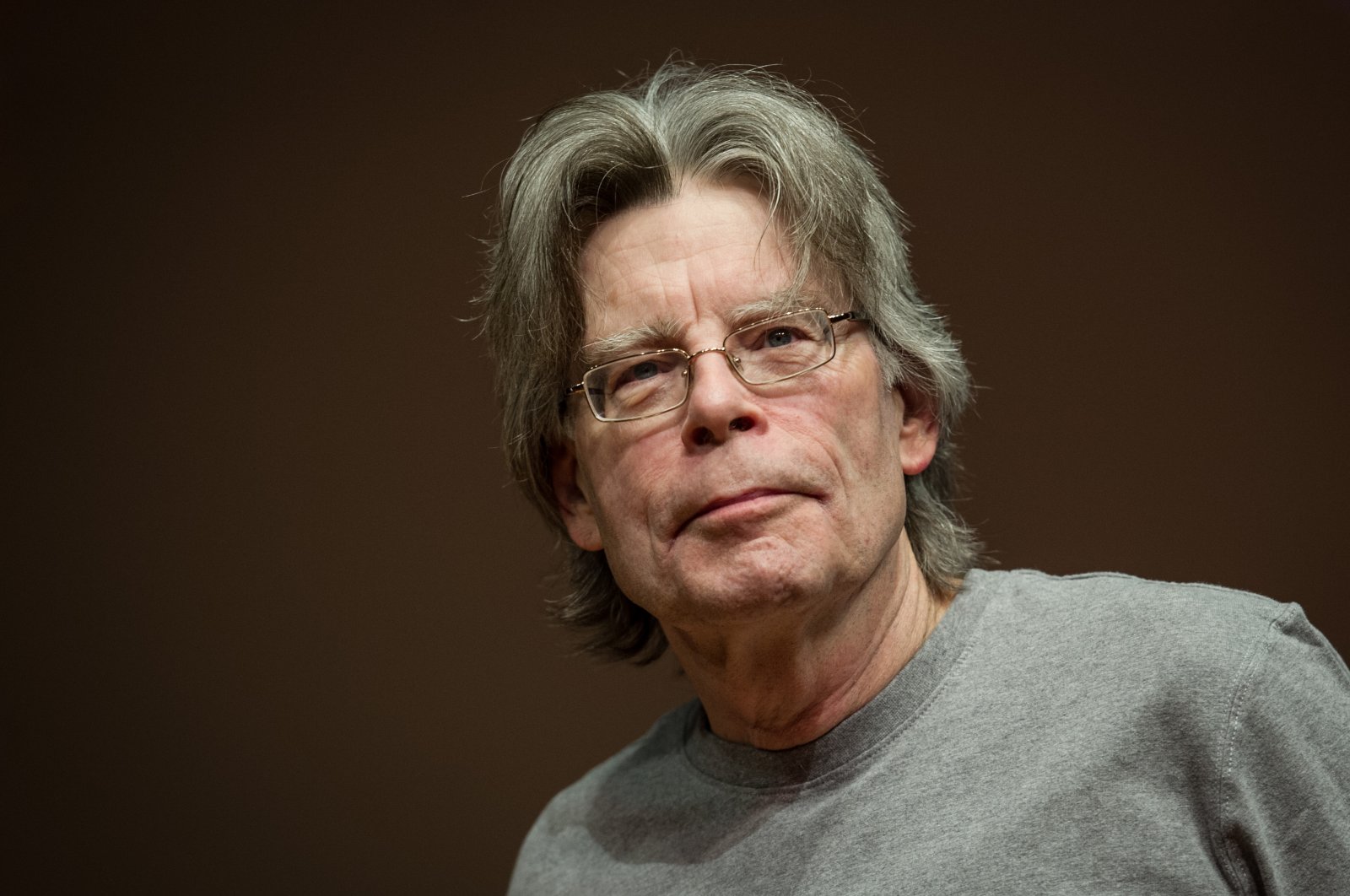 Stephen King, the master of horror, has published 12 new terrifying stories about aliens, rattlesnakes and modern America. King&#039;s &quot;You Like It Darker&quot; is now out in several languages. (dpa Photo)