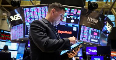Traders work on the floor at the New York Stock Exchange (NYSE), New York City, U.S., May 8, 2024. (Reuters Photo)