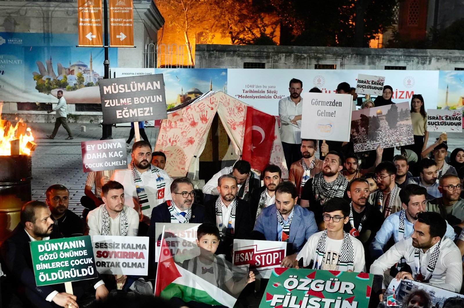 Members of the Justice and Development Party (AK Party) Istanbul Youth Branch organized a &quot;Say Stop&quot; demonstration in Istanbul, Türkiye, June 4, 2024. (AA Photo)