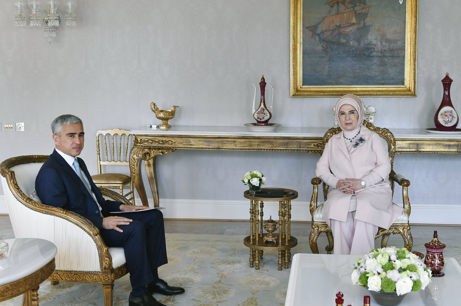 First lady Emine Erdoğan and Azerbaijan&#039;s Vice President Anar Alekberov hold meeting in Istanbul, June 7, 2024. (AA Photo)