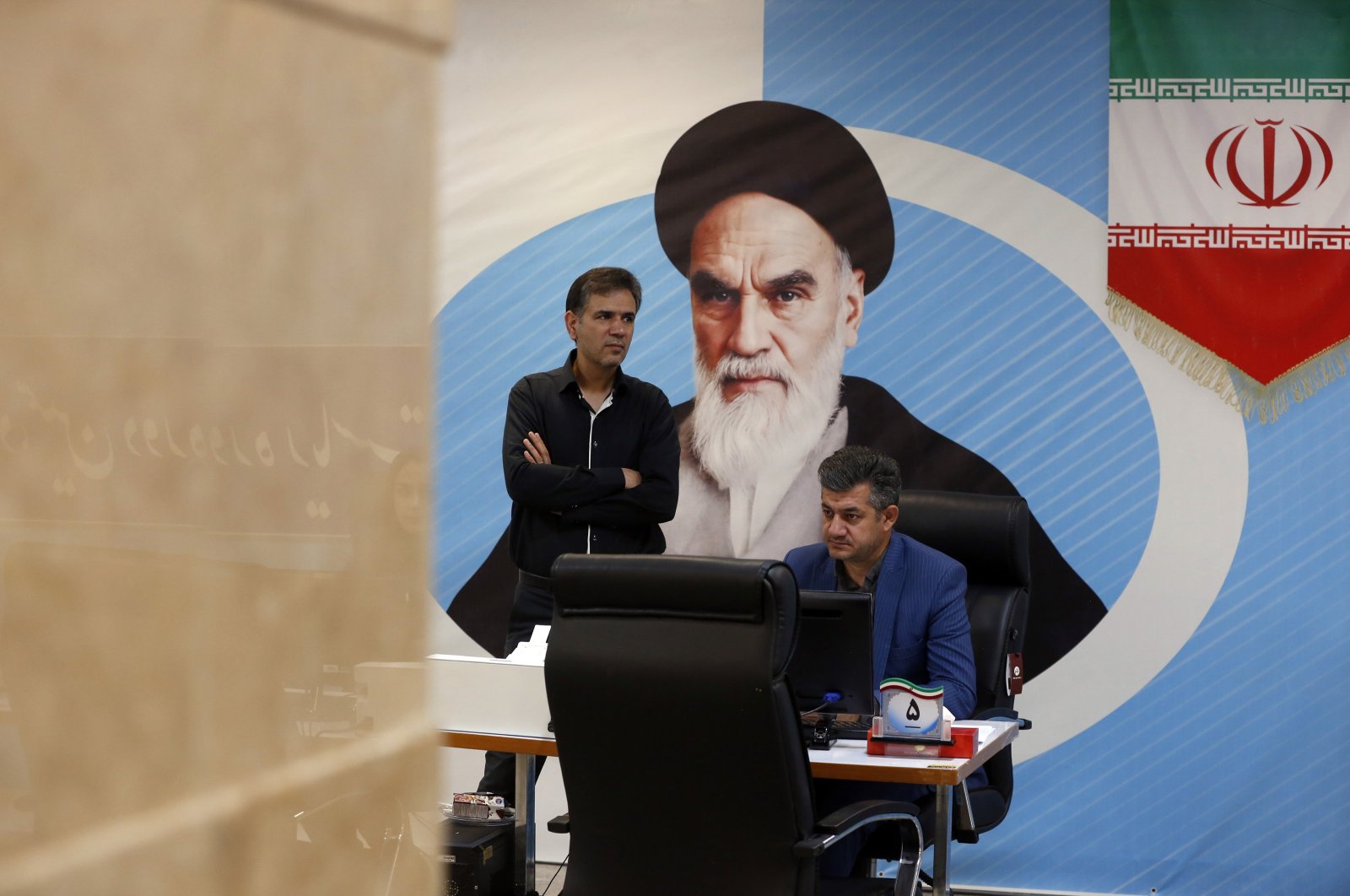 Iranian Interior Ministry officials work during the registration for the Iranian presidential election, in Tehran, Iran, May 30, 2024. (EPA Photo)