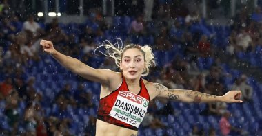Turkish athlete Tuğba Danışmaz in action during the European Athletics Championships, Rome, Italy, June 9, 2024. (AA Photo)