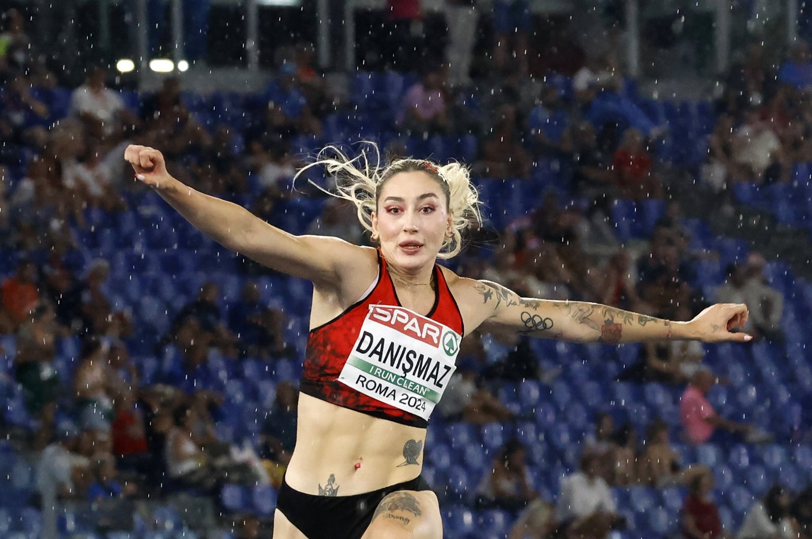 Turkish athlete Tuğba Danışmaz in action during the European Athletics Championships, Rome, Italy, June 9, 2024. (AA Photo)