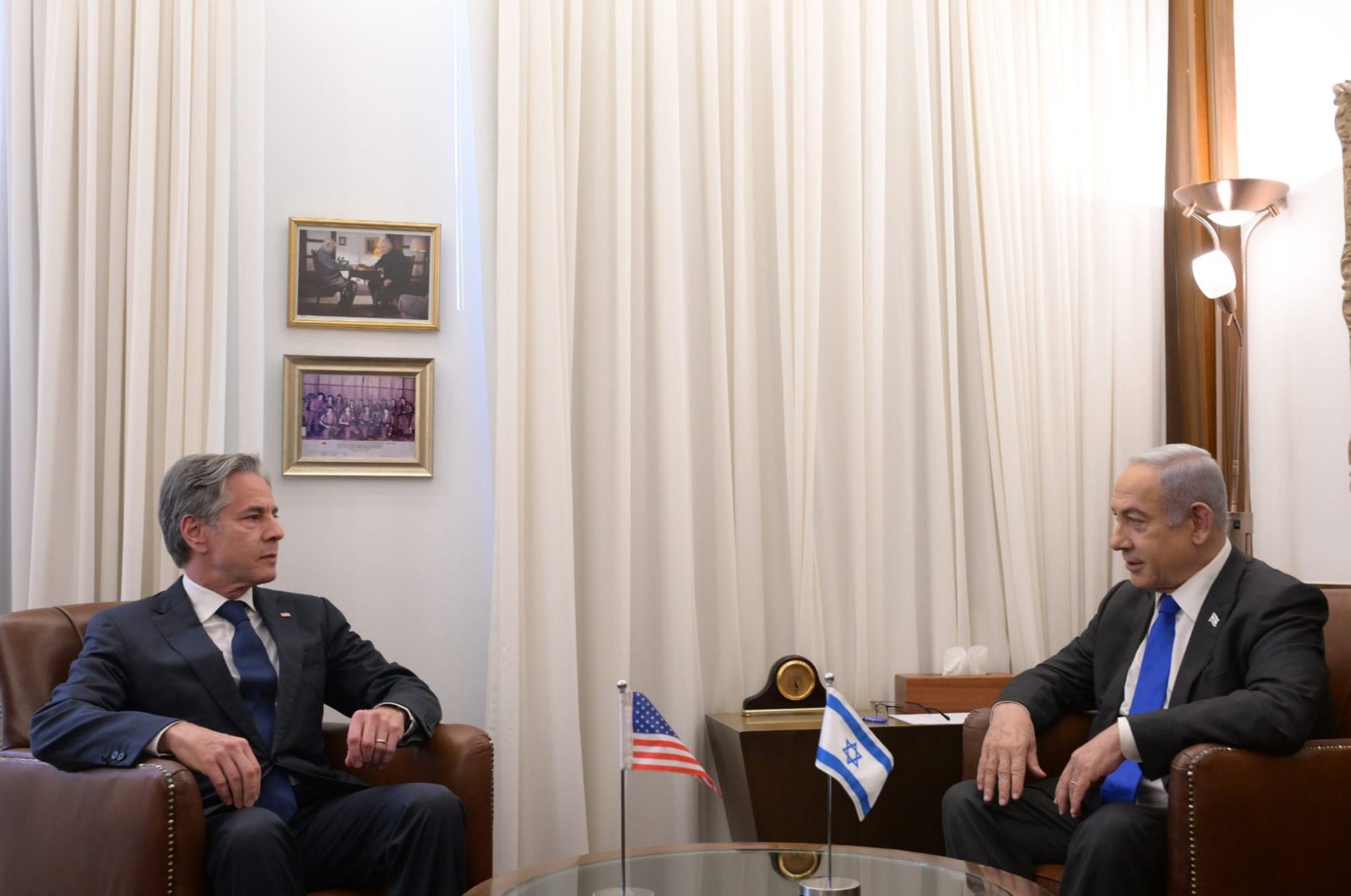  A handout photo made available by Israel&#039;s Government Press Office (GPO) shows Israeli Prime Minister Benjamin Netanyahu (R) with US Secretary of State Antony Blinken during a meeting in Jerusalem, June 10, 2024. (EPA Photo)