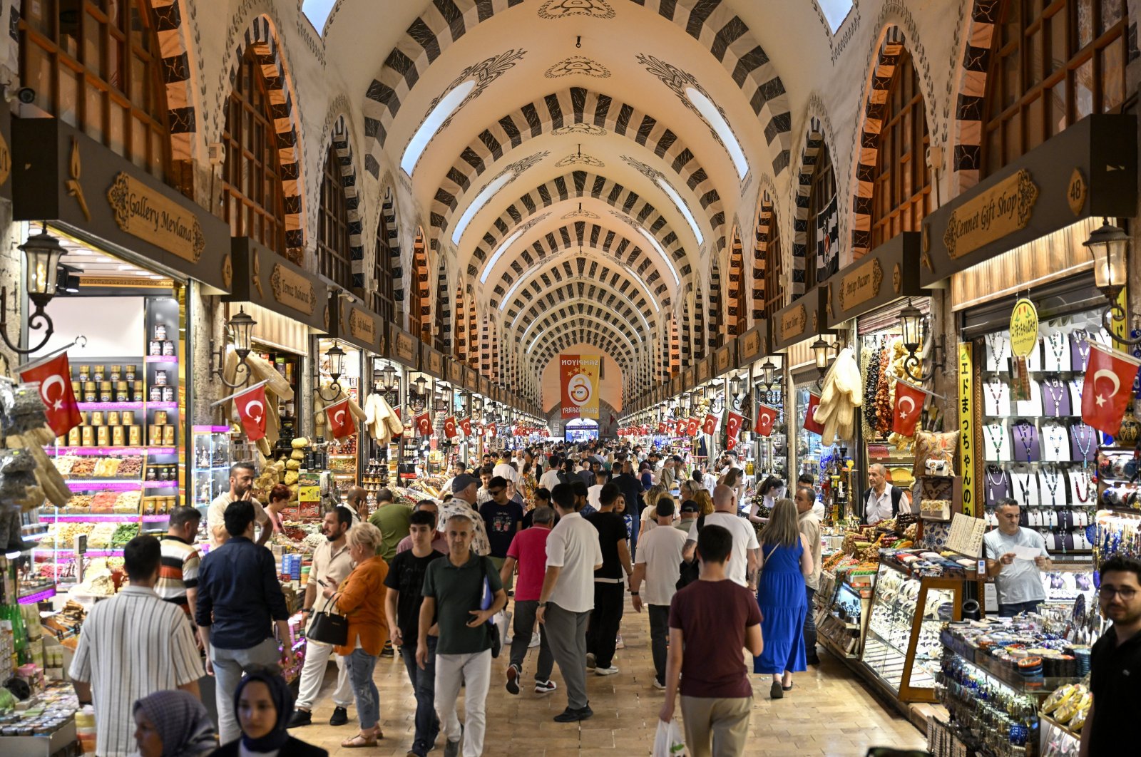 Qurban Bayram activity has started in the Grand Bazaar, Istanbul, Türkiye, June 11, 2024. (AA Photos)