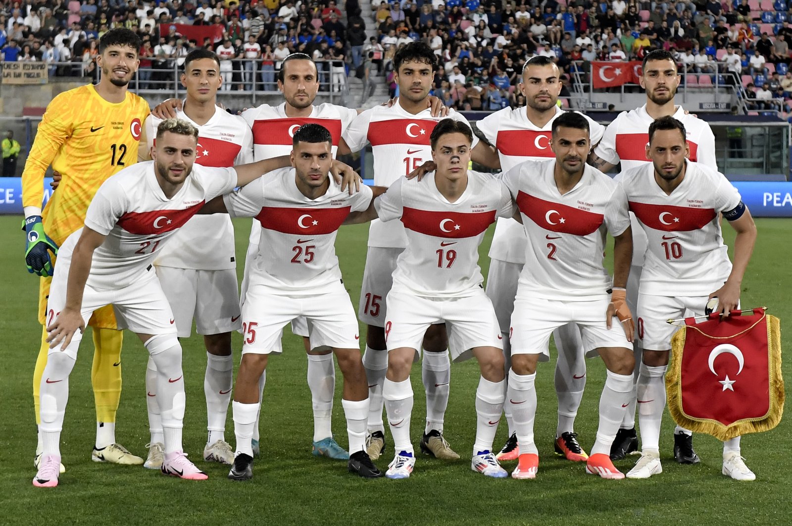 Türkiye&#039;s players pose for a team photo during a friendly football match against Italy, Renato Dall&#039;Ara Stadium, Bologna, Italy, June 4, 2024. (Getty Images Photo)