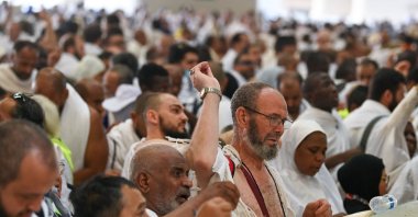 Muslim pilgrims attend the symbolic stoning of the devil ritual at the Jamarat Bridge during the Hajj pilgrimage, Mecca, Saudi Arabia, June 16, 2024. (EPA Photo)