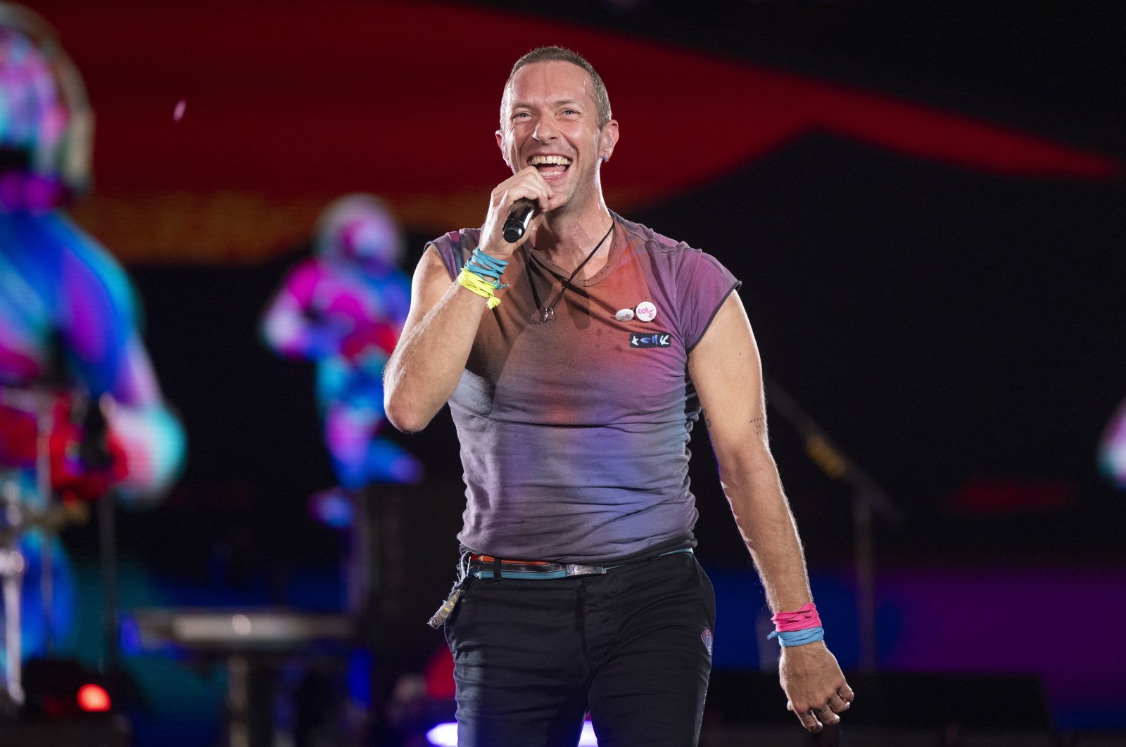 Chris Martin of Coldplay performs at Optus Stadium, Perth, Australia, Nov. 18, 2023. (dpa Photo)