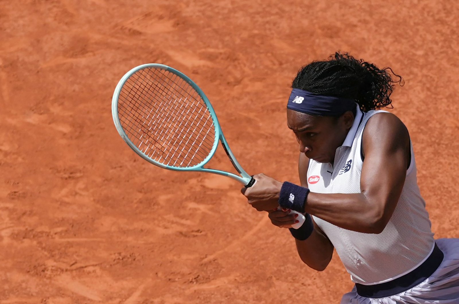 U.S. Coco Gauff plays a backhand return to Poland&#039;s Iga Swiatek during their women&#039;s singles semifinal match on Day 12 of the French Open at the Roland Garros, Paris, France, June 6, 2024. (AFP Photo)