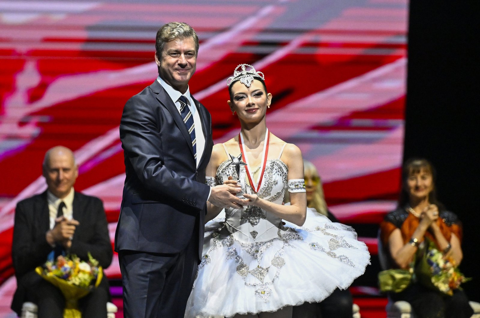 Nilay Tahiroğlu receives first prize in the &quot;Senior Girls&quot; category at the 6th Istanbul International Ballet Competition, Istanbul, Türkiye, June 14, 2024. (AA Photo)