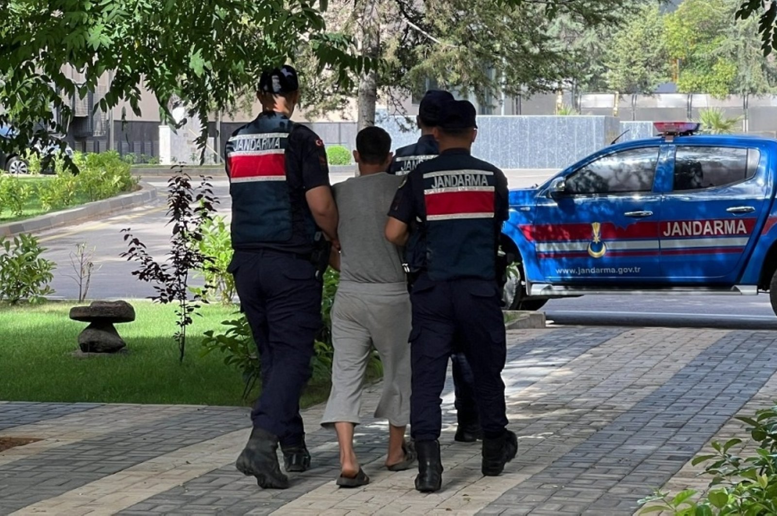 Turkish nationwide raids capture 28 Daesh suspects