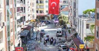 The gendarmerie secures the street, restricting entry due to damage to businesses and homes, Izmir, Türkiye, July 1, 2024. (AA Photo)