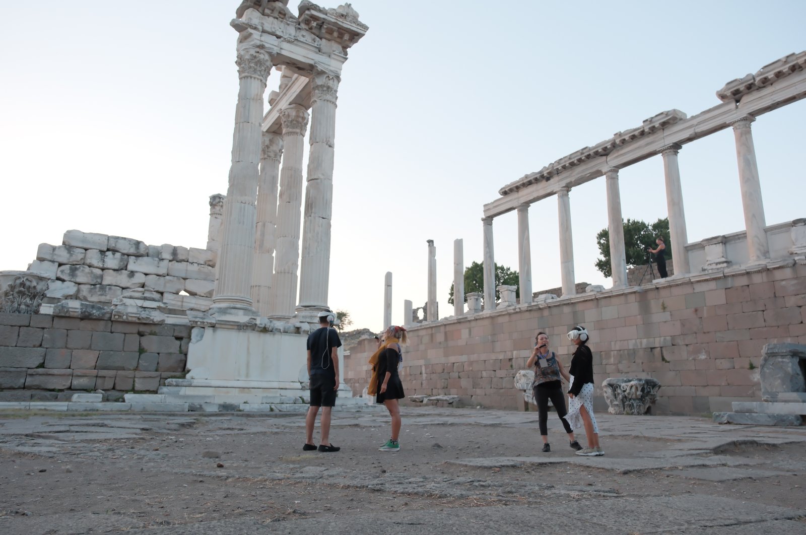 With the aim of becoming a sustainable and transformative festival, the Bergama Theater Festival invites participants to embark on new stories from the ancient structures to the streets of Bergama, tracing the paths of history, Izmir, Türkiye. (Photo courtesy of Bergama Theater Festival)