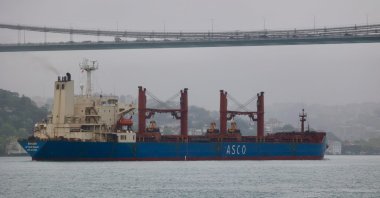 Russian-flagged bulker Enisey transits the Bosporus, Istanbul, Türkiye, April 24, 2024. (Reuters Photo)