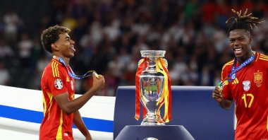 Spain's Lamine Yamal and Nico Williams celebrate after winning the Euro 2024 at the Berlin Olympiastadion, Berlin, Germany, July 14, 2024. (Reuters Photo)
