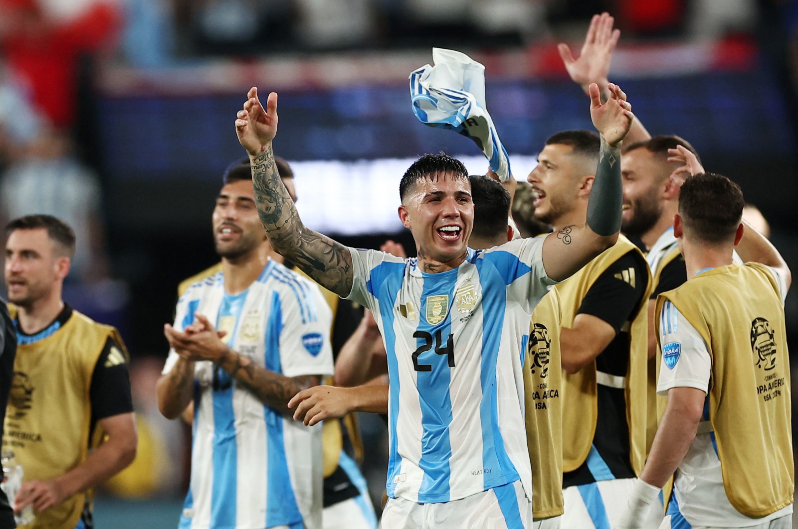 Argentina&#039;s Enzo Fernandez (C) celebrates with teammates after the Copa America 2024 semifinal match against Canada at the MetLife Stadium, East Rutherford, New Jersey, U.S., July 9, 2024. (Reuters Photo) 