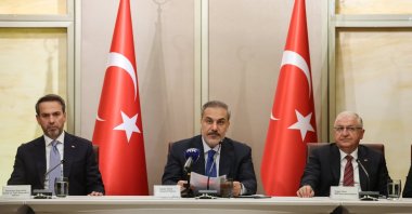  Natural Resources Minister Alparslan Bayraktar  (L), Foreign Minister Hakan Fidan (C) and Defense Minister Yaşar Güler hold news conference in Niamey, Niger, July 17, 2024. (AA Photo)