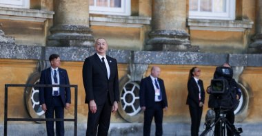 Azerbaijan&#039;s President Ilham Aliyev waits to greet British Prime Minister Keir Starmer as he attends the European Political Community meeting at the Blenheim Palace near Oxford, Britain, July 18, 2024. (Reuters Photo)