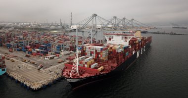 A container ship is docked at the DP World Yarımca port, northwestern Kocaeli province, Türkiye, May 5, 2020. (AA Photo)
