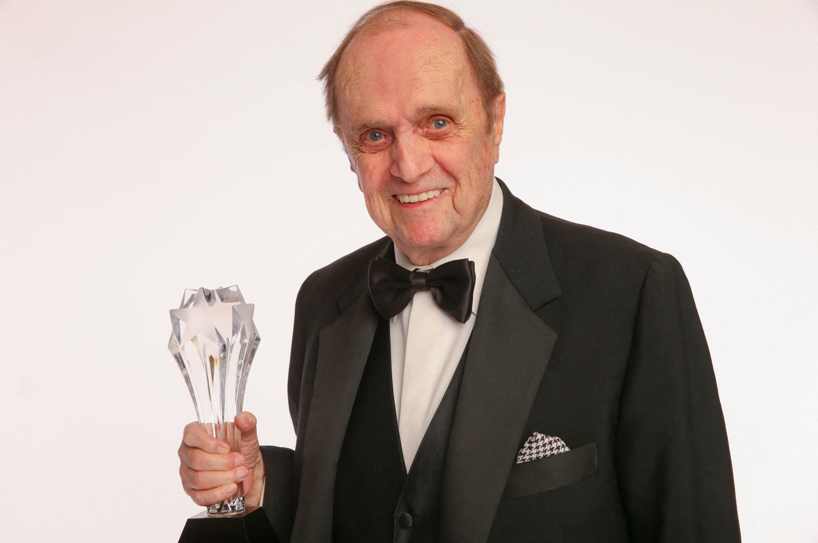 Actor Bob Newhart poses for a portrait at the Broadcast Television Journalists Association&#039;s Third Annual Critics&#039; Choice Television Awards in Los Angeles, California, U.S., June 10, 2013. (AFP Photo)